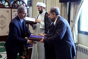 جوایز محل انس با قرآن